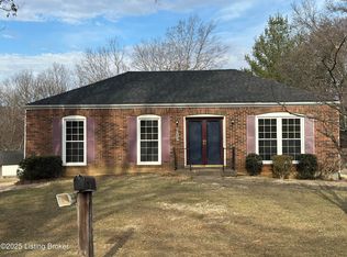 2806 Spring Bud Ct, Louisville, KY 40220