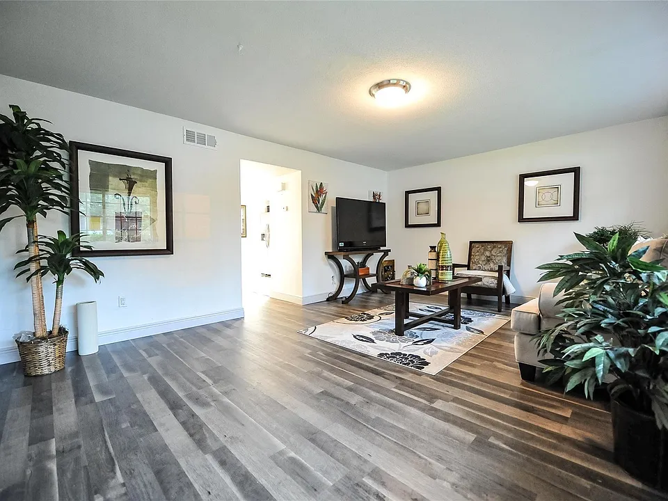 12633 Memorial Dr #71