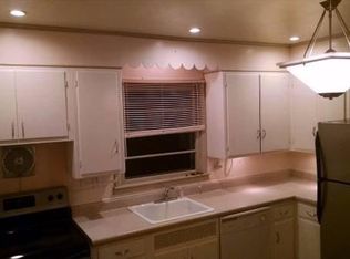 29 Raymond St, Latham, NY 12110