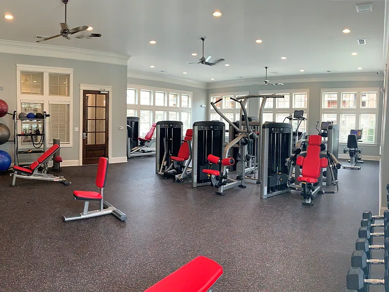 Gallatin Commons — Photo 16
