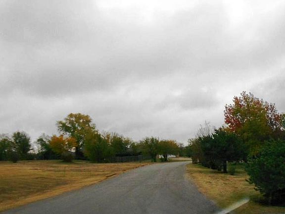 3rd image of 3805 Kings Ct