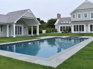 18 Nicholas Ct #SAINT, Southampton, NY 11968