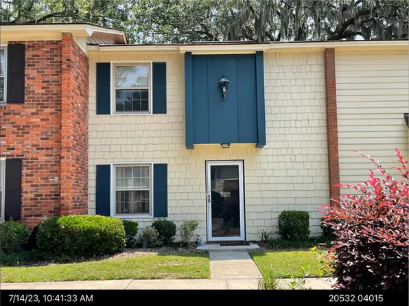 455 Mall Blvd APT 86, Savannah, GA 31406