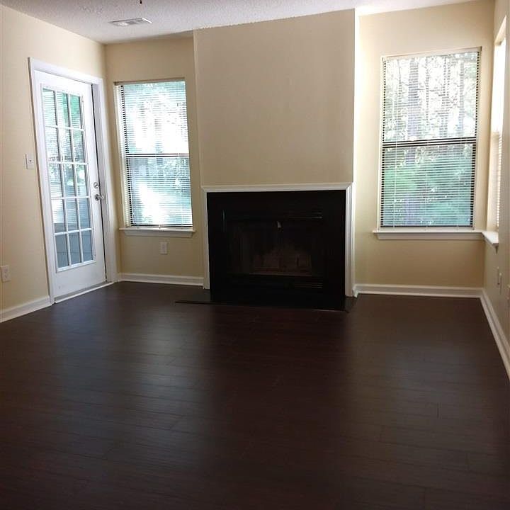 1st image of 600 Audubon Lake Dr APT 2C31