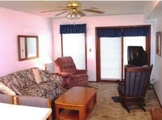 289 Notch Ln, Branson West, MO 65737