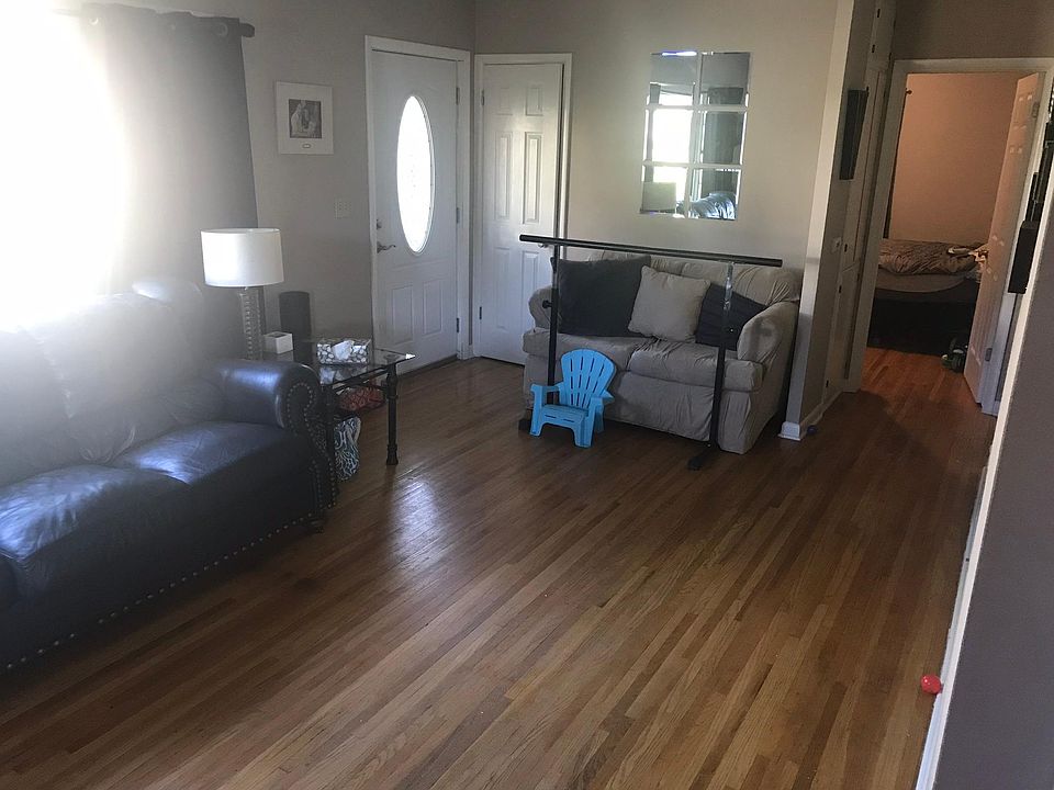 1st image of 117 N College St