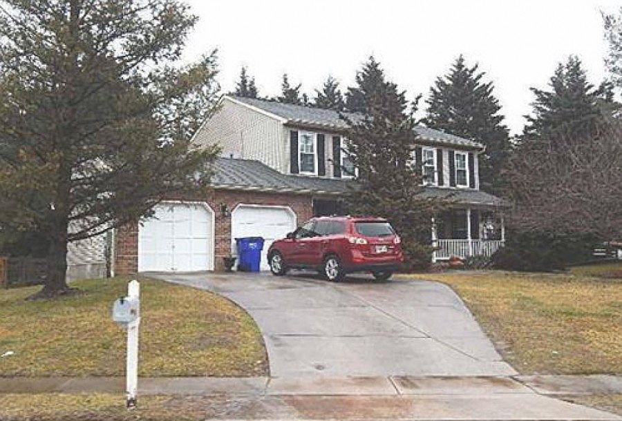 2nd image of 1302 Beckett Ct