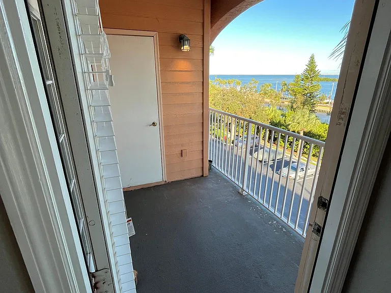 5000 Culbreath Key Way #8320 — Photo 24