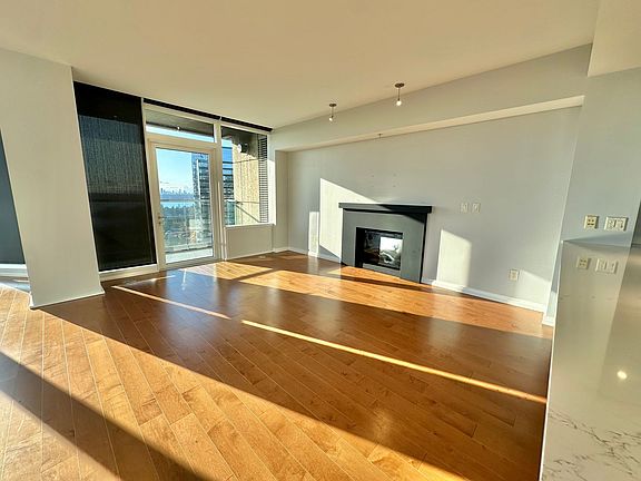5th image of 10700 NE 4th St Unit 3516