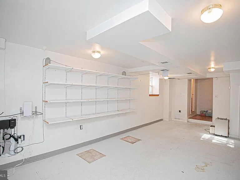 526 Williams Rd — Photo 22