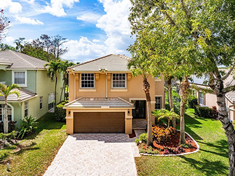 1st image of 2015 Reston Circle