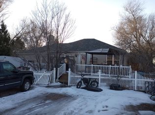 420 N Big Horn Ave, Moorcroft, WY 82721