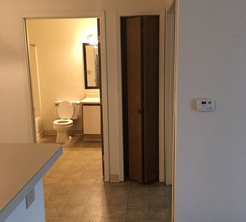 4th image of 6292 Applegrove Ln
