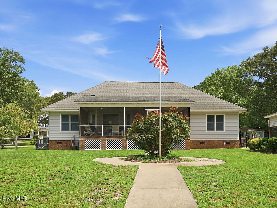 1st image of 108 Arbor Drive