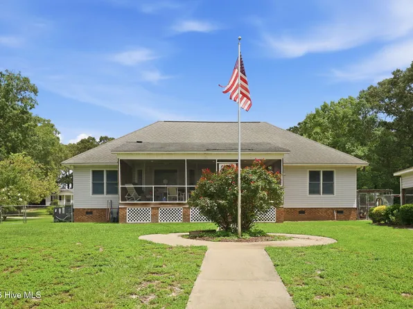 108 Arbor Drive, Washington, NC 27889