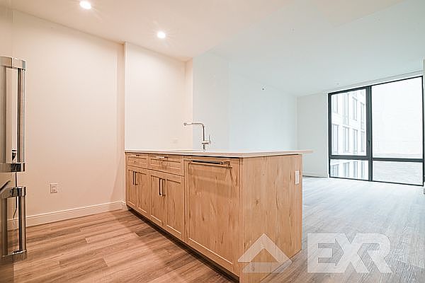 1st image of 160 Clarkson Ave APT 5F