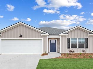 1053 Lakes Blvd, Brunswick, GA 31525