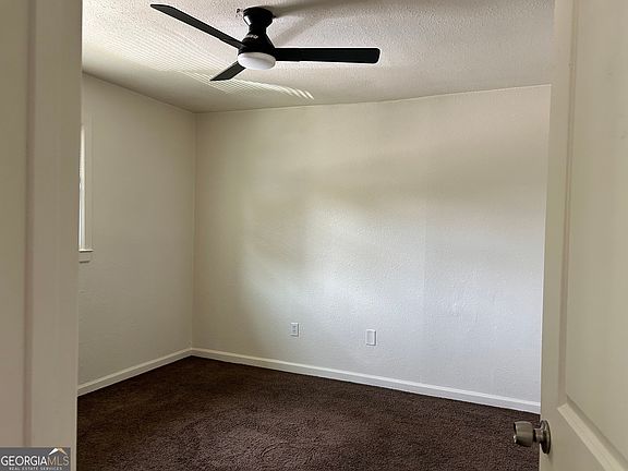 5th image of 608 N College Dr