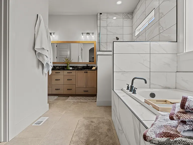 1293 W Capstone Dr — Photo 40