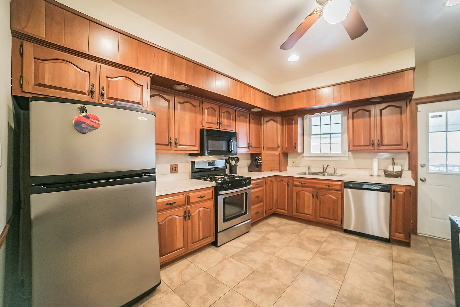 205 Spring Mill Ave photo 1