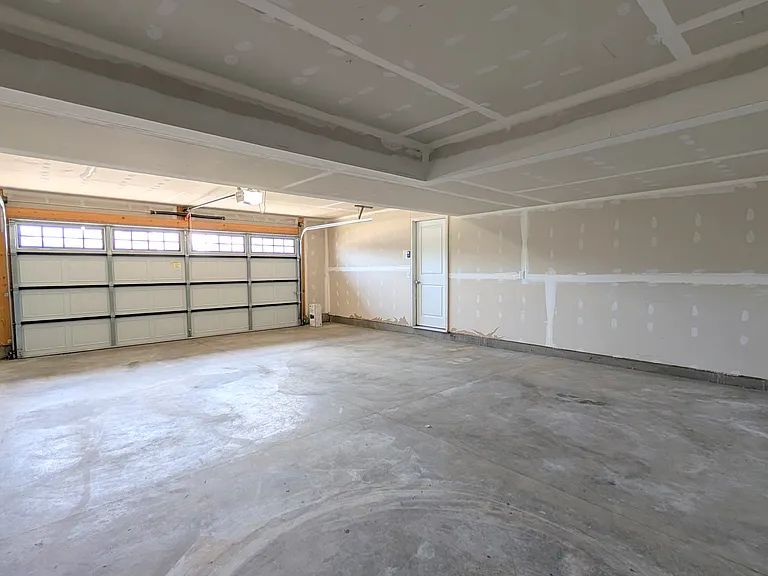 1117 Baseball Dr — Photo 30