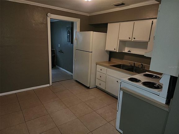 3rd image of 10507 Wooster Dr
