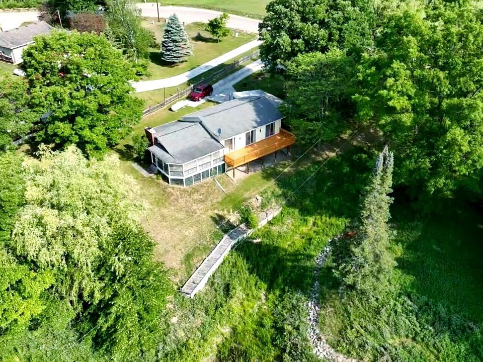 4490 Mohawk Trl, Gladwin, MI 48624 MLS 201824845 Zillow