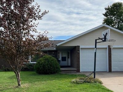 1209 E Thomas St, Macomb, IL, 61455