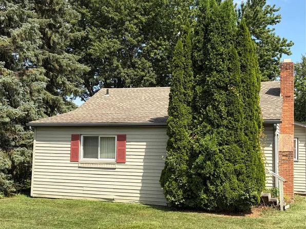 6580 Norton Dr, Troy, MI 48085