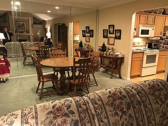 5th image of 48722 French Creek Ct