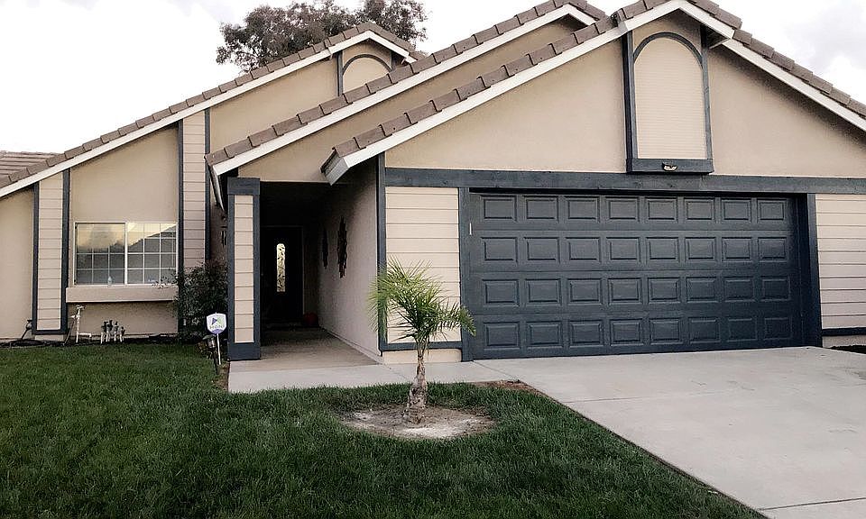 1st image of 44478 Galicia Dr