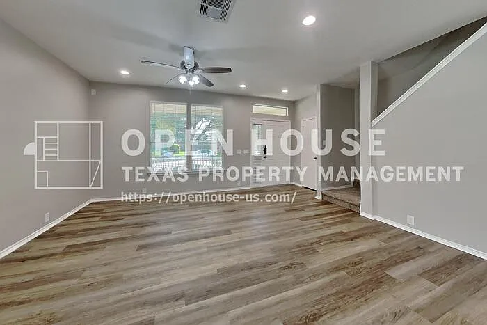 6211 Gillian Park Dr — Photo 3