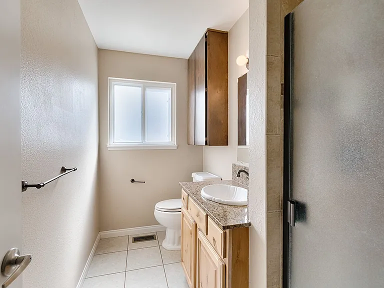 2960 S Apple St — Photo 27