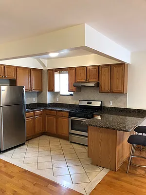 Rented by Voro, LLC | media 7