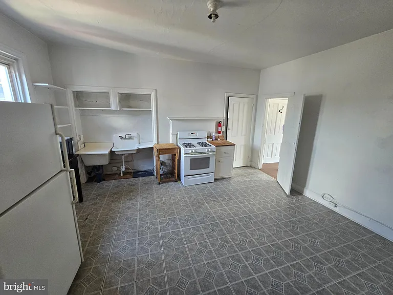 722 S 5th St — Photo 3