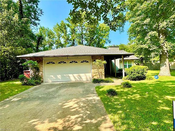 3rd image of 816 Bowling Green Trl