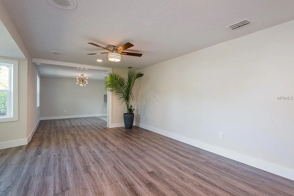 4 bed, 1765 sqft, $1,400 — Photo 3