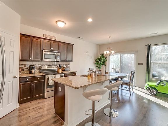 5th image of 102 Township Blvd