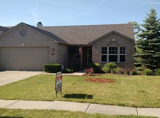 9141 Robey Glen Dr, Indianapolis, IN 46234