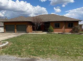 672 Monaco Dr, Edwardsville, IL