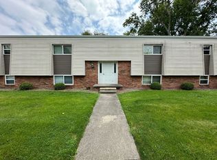 205 W Shelbourne Dr #2, Normal, IL 61761