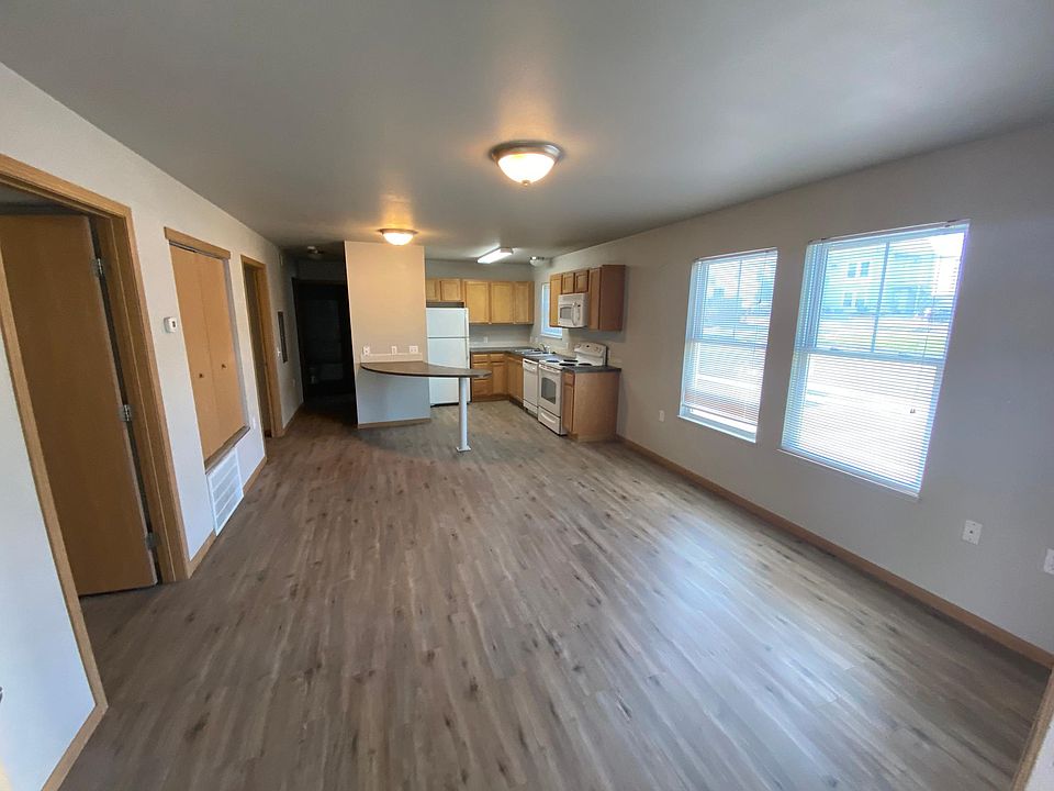 1st image of 429 Mitchell St #1-3