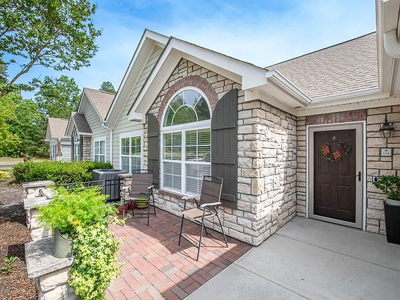 3rd image of 114 Racehorse Way