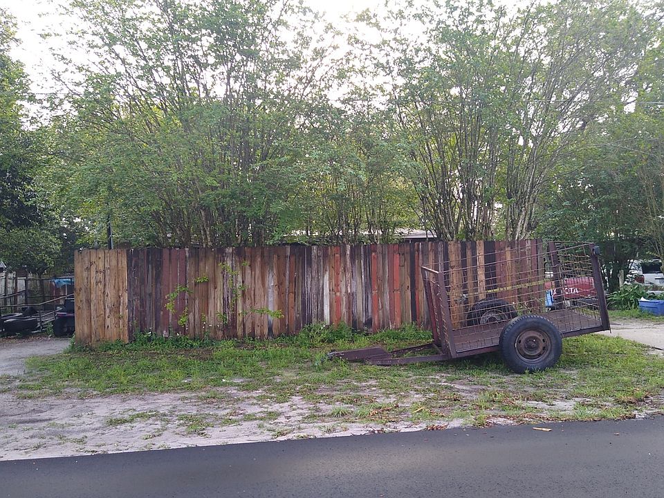 1st image of 42208 Beech Ave
