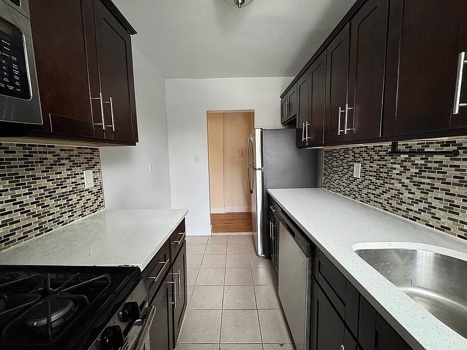 1st image of 39-86 46th St #2