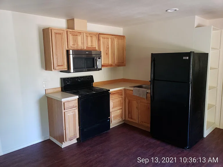 3724 Olympic Hwy #6 — Photo 5