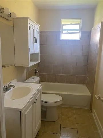218 N Salcedo St — Photo 8