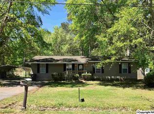 1340 Sharron Ln, Southside, AL 35907