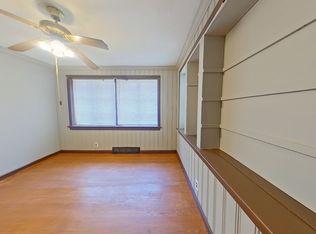1633 Veronica Ave, Saint Louis, MO 63147