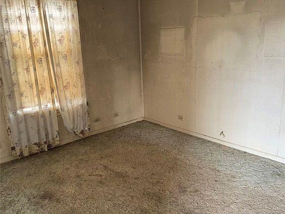 2nd image of 2446 Prescott Street